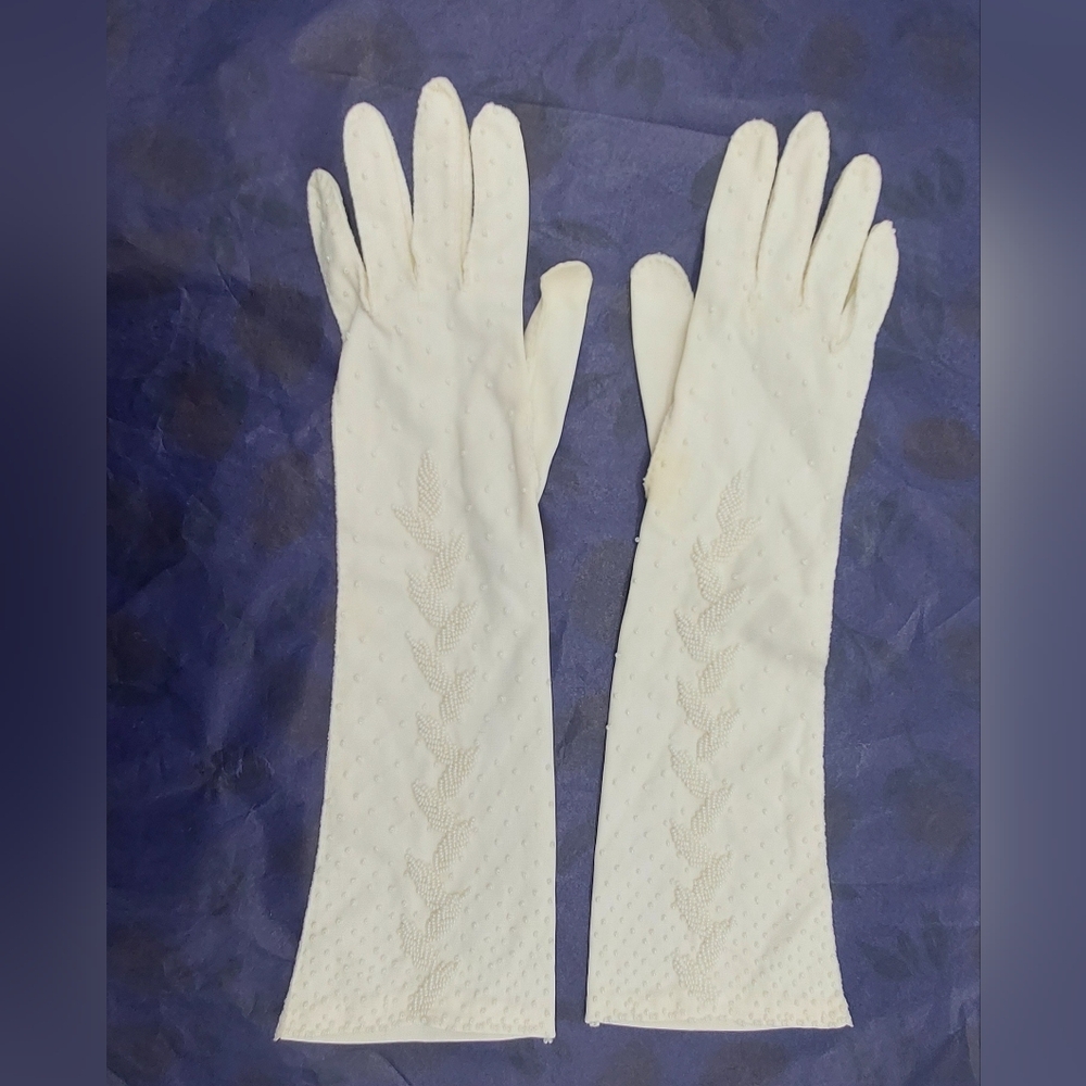 Vintage Beaded Gloves Evening Wedding Costume White